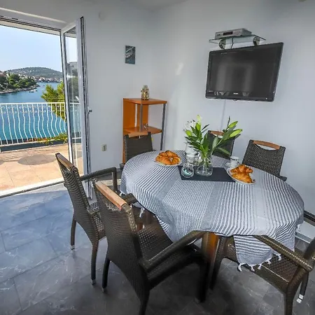 Kresimir Apartment