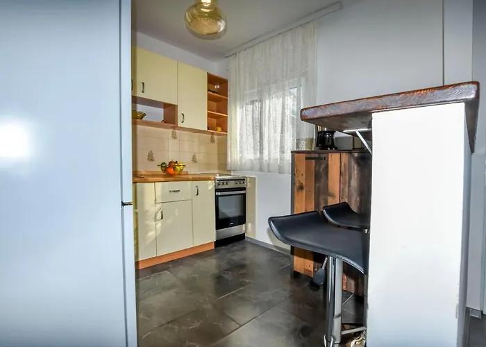 Kresimir Apartamento Ražanj
